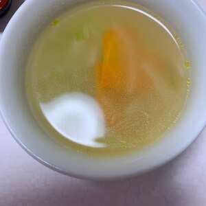 定番の野菜コンソメスープ